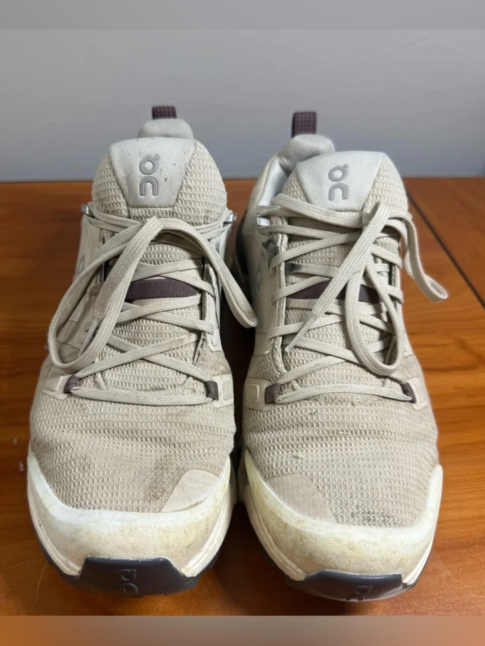 On Running Cloudwander Waterproof Hiking Sneaker Shoe Running Ivory Sand‎ W9.5